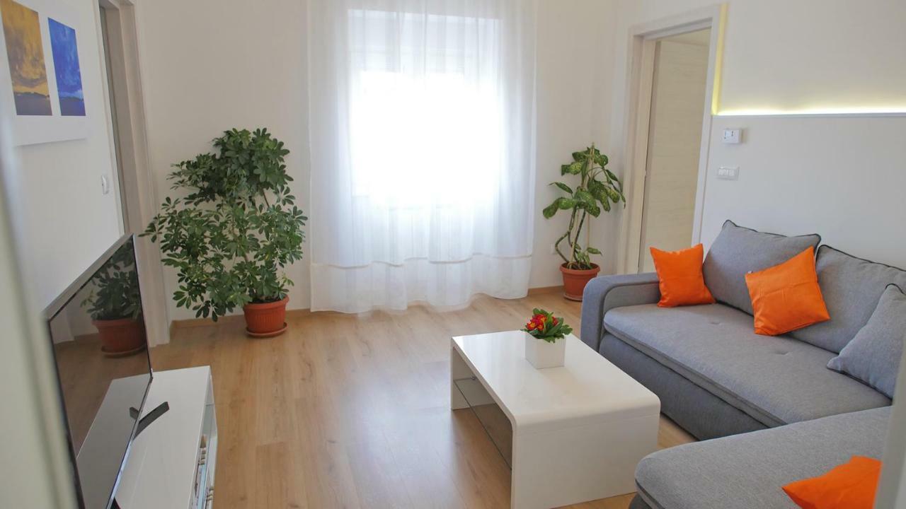 Ida Villa Pula